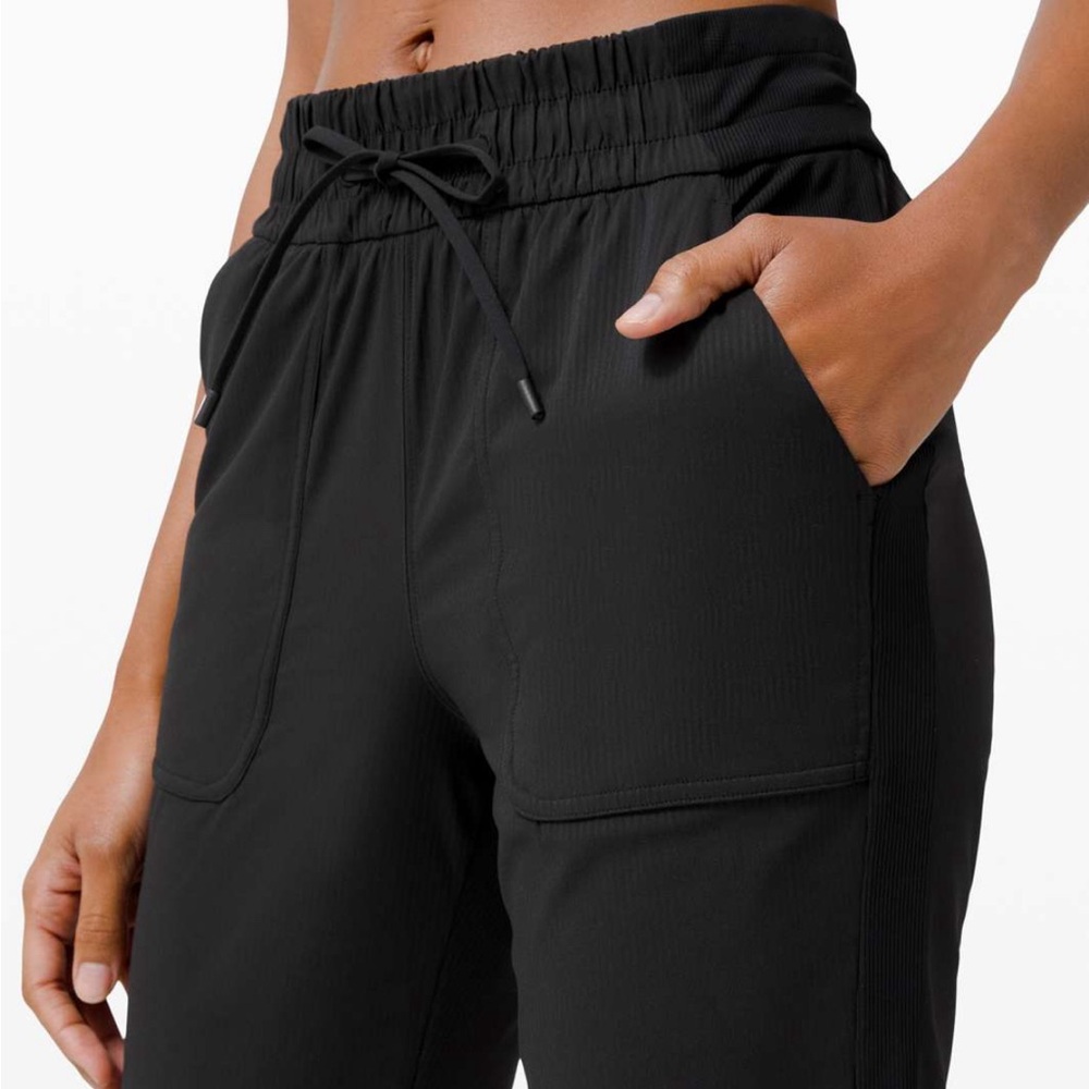 Lululemon Beyond the Studio Pant Slim